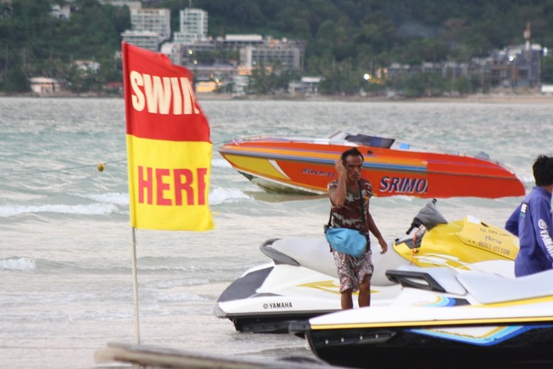 Waterscooters at Patong Beach pat18