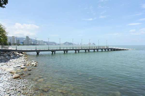jetty near eastern and oriental hotel in penang