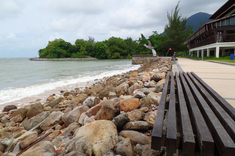 damai beach near sarawak cultural village