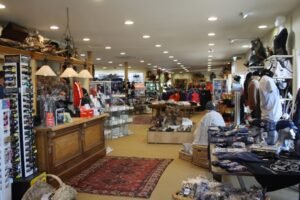 winter shopping jindabyne